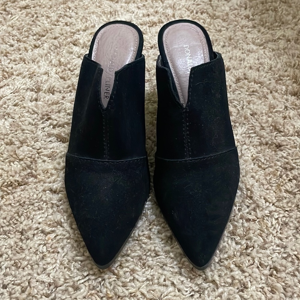 Donald Pliner mules